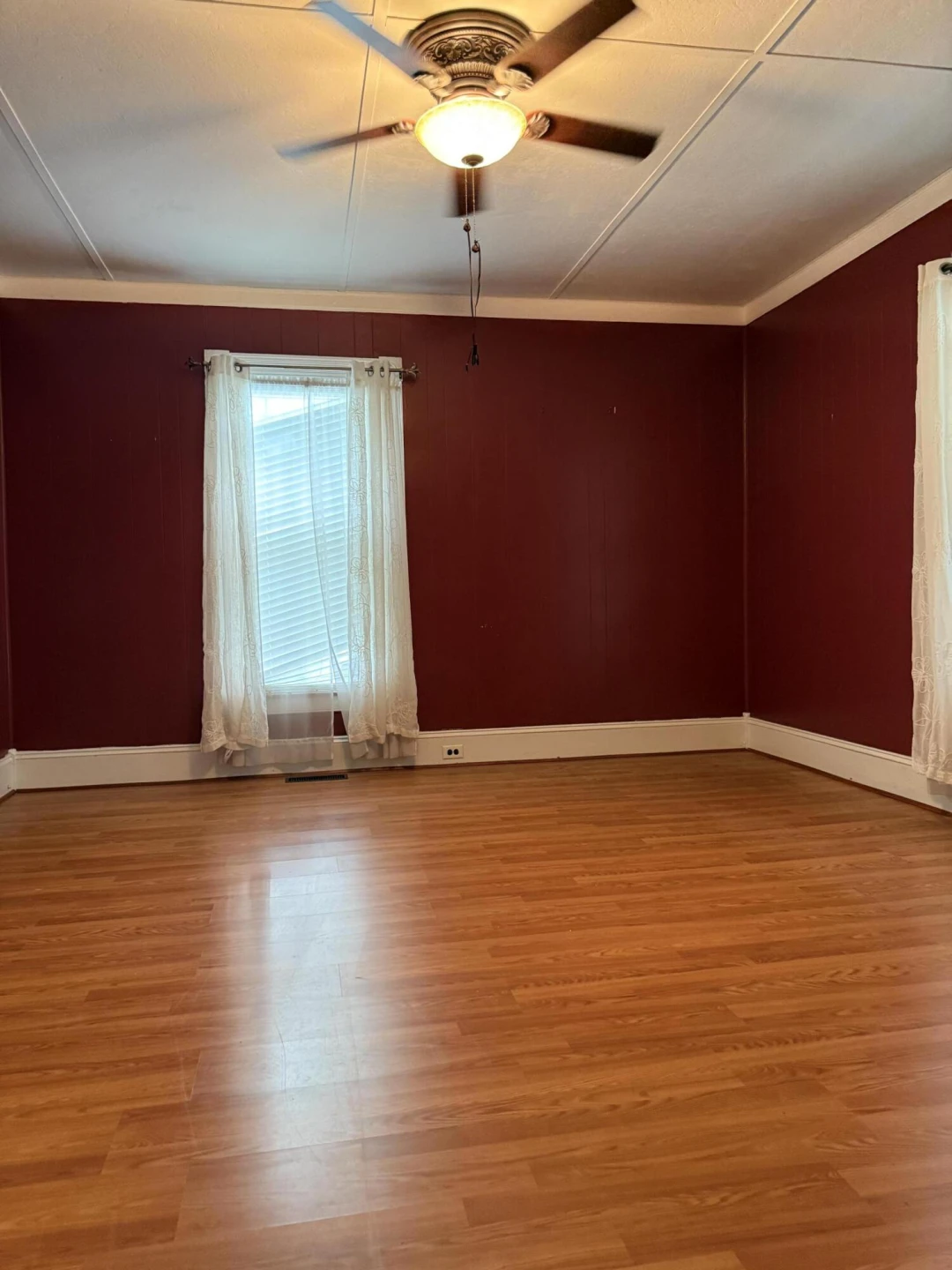 412 Ridgeway ST - Photo 7