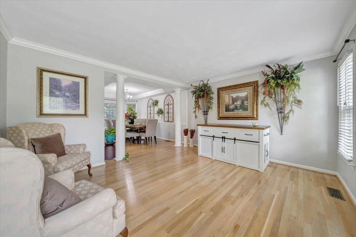 1809 Ashbury DR - Photo 12