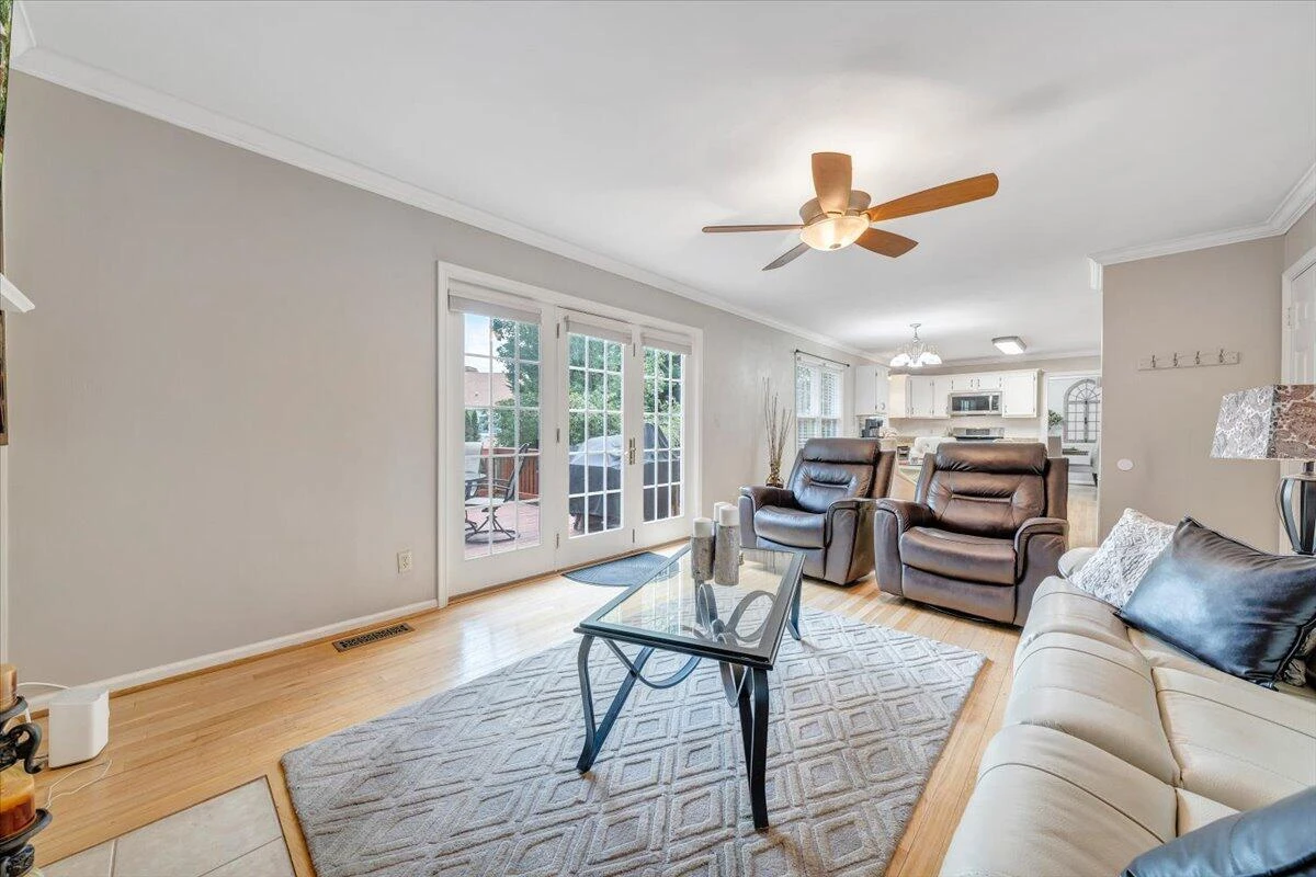 1809 Ashbury DR - Photo 19