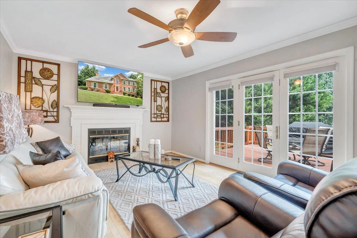1809 Ashbury DR - Photo 21