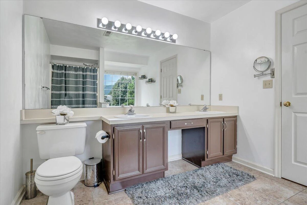 1809 Ashbury DR - Photo 29