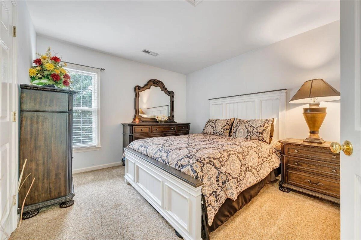 1809 Ashbury DR - Photo 30