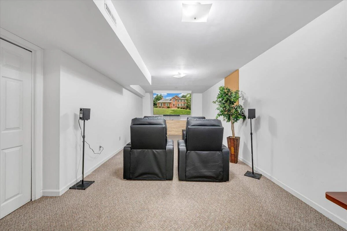 1809 Ashbury DR - Photo 42