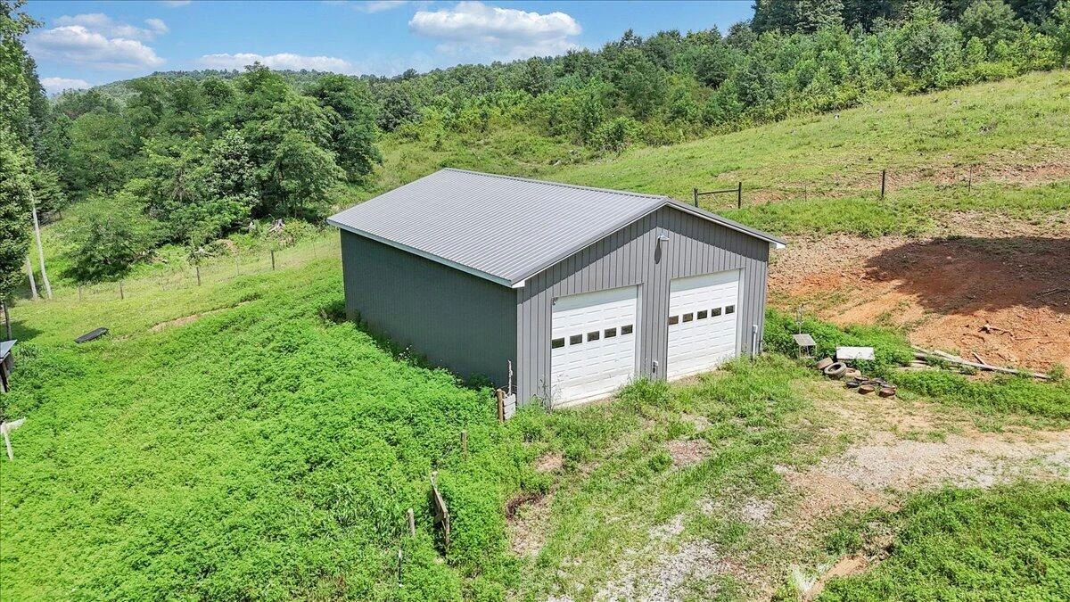 517 Rock Hill Church RD - Photo 3