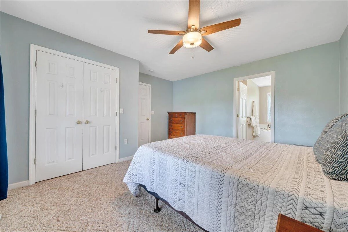 2043 Mulberry ST - Photo 19