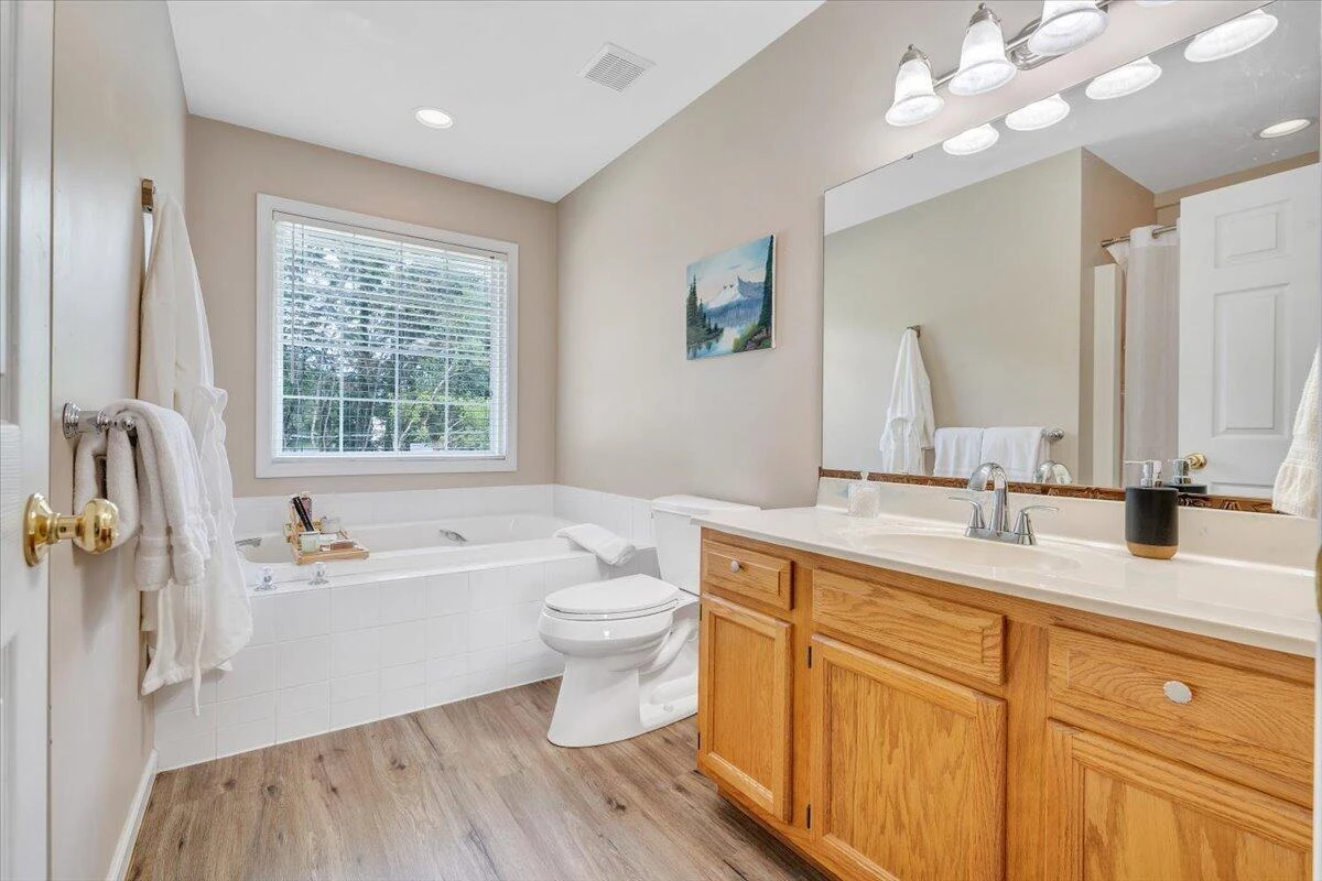 2043 Mulberry ST - Photo 20