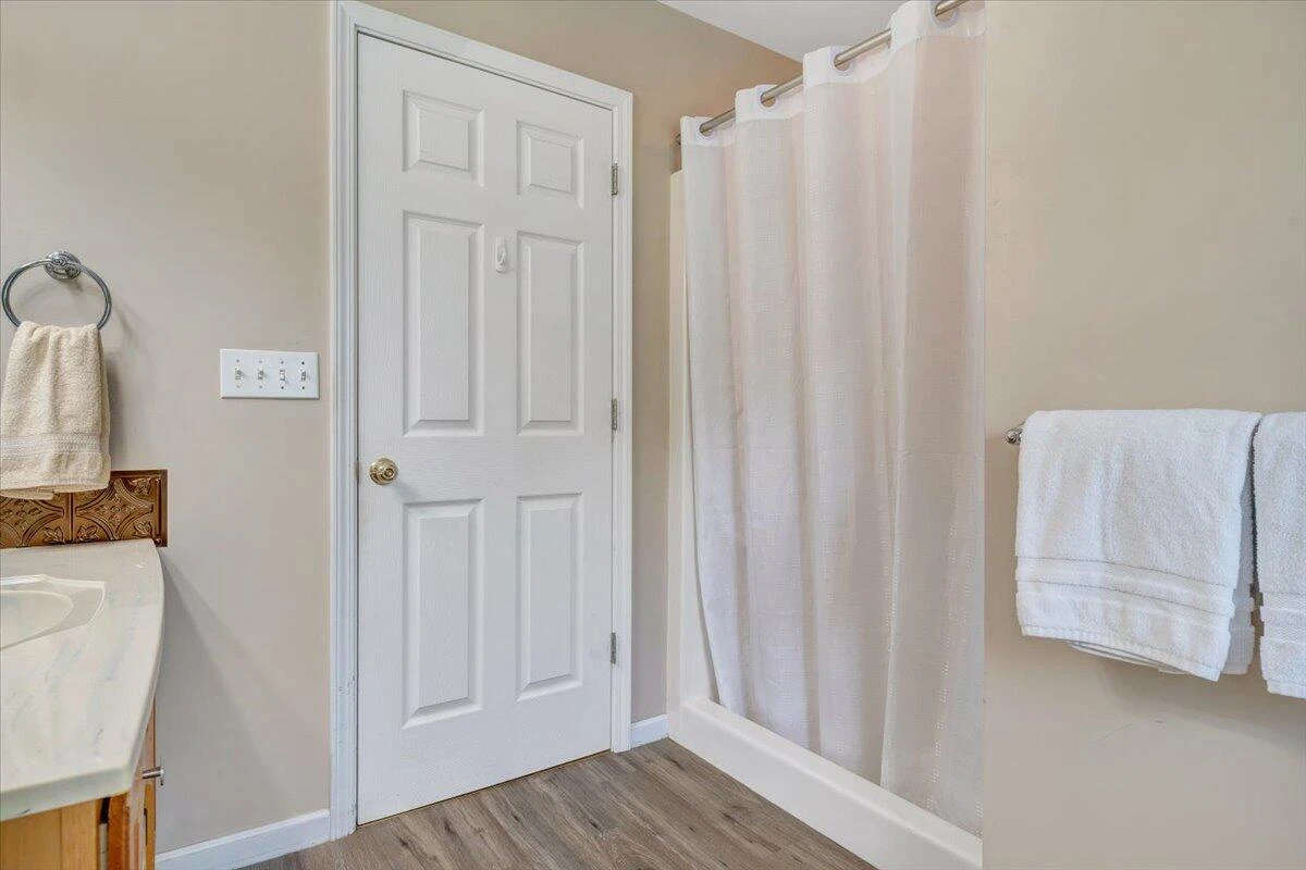 2043 Mulberry ST - Photo 22