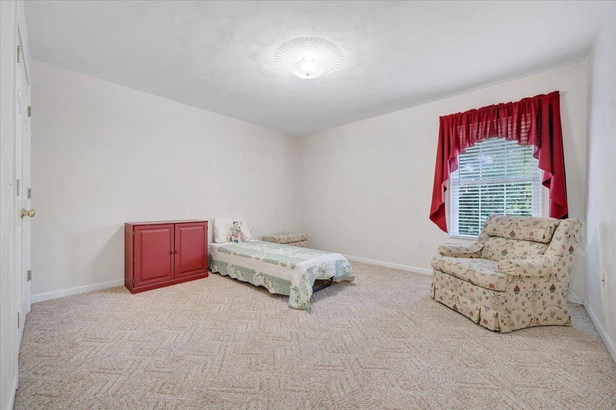 2043 Mulberry ST - Photo 23