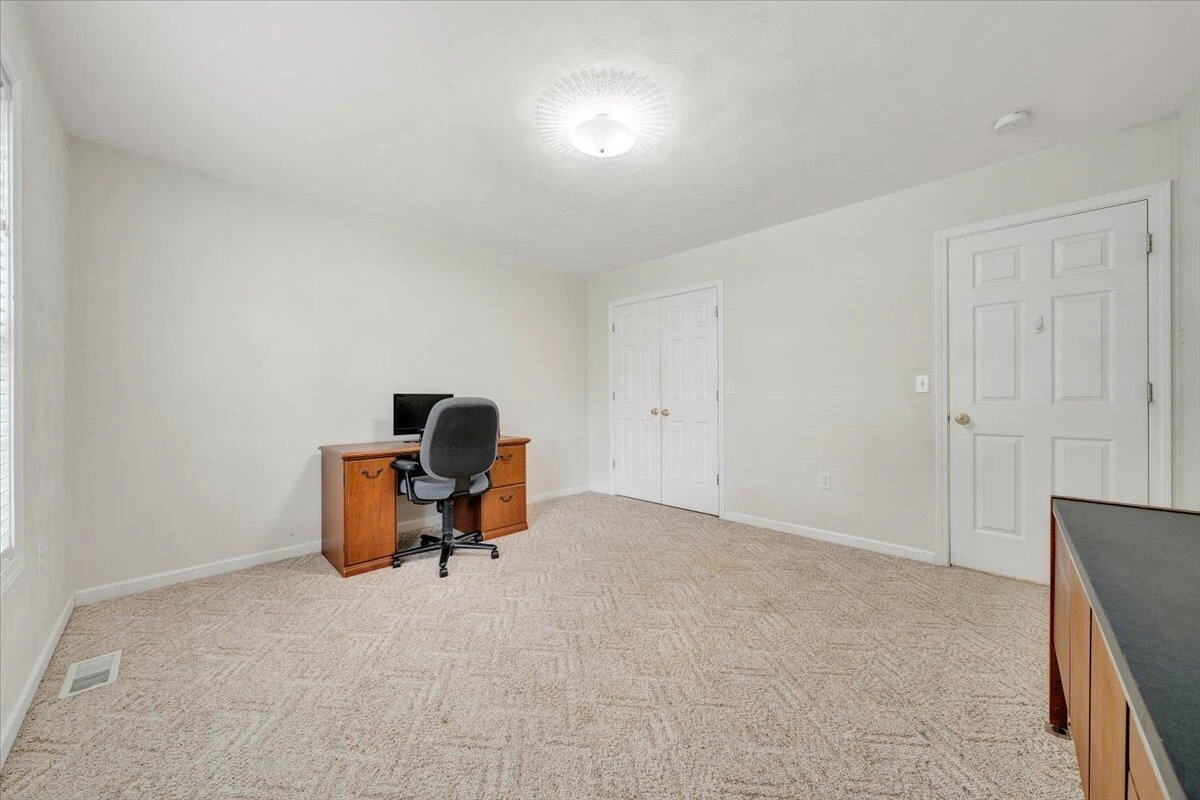 2043 Mulberry ST - Photo 25