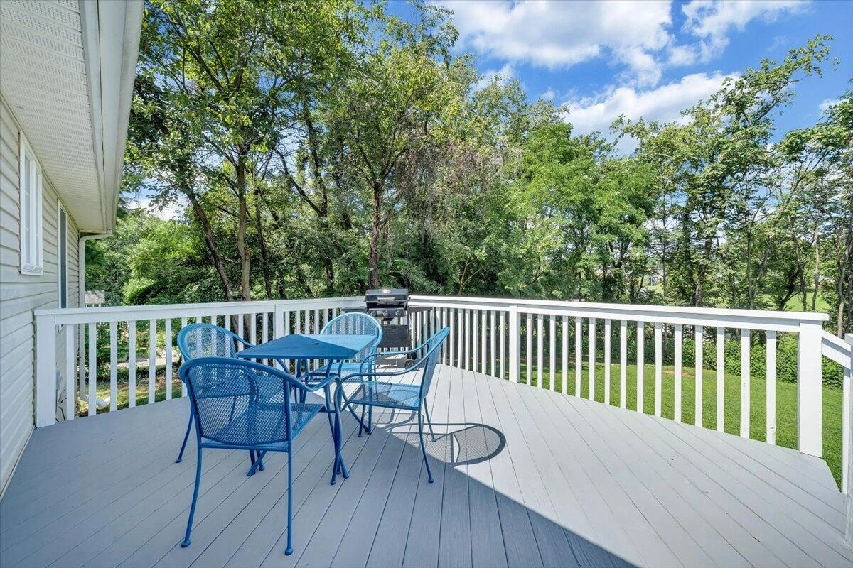 2043 Mulberry ST - Photo 28