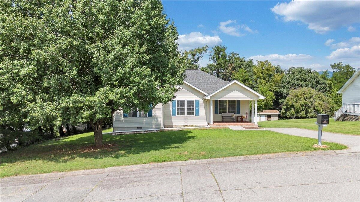 2043 Mulberry ST - Photo 42