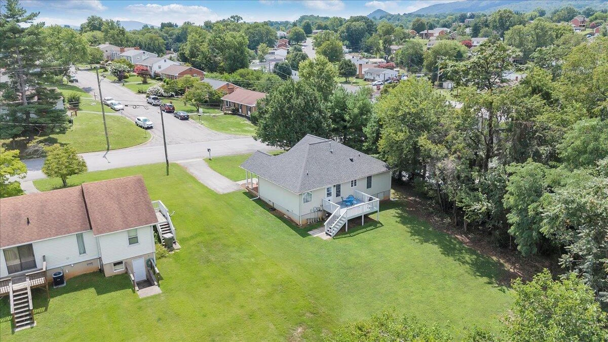 2043 Mulberry ST - Photo 57