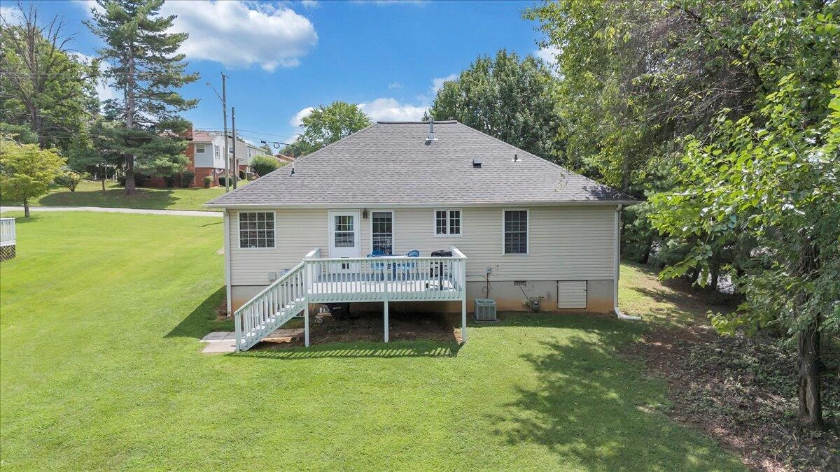 2043 Mulberry ST - Photo 59