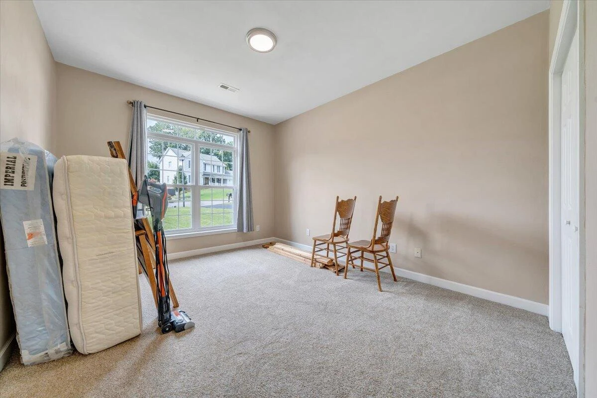 1380 Crutchfield ST - Photo 19