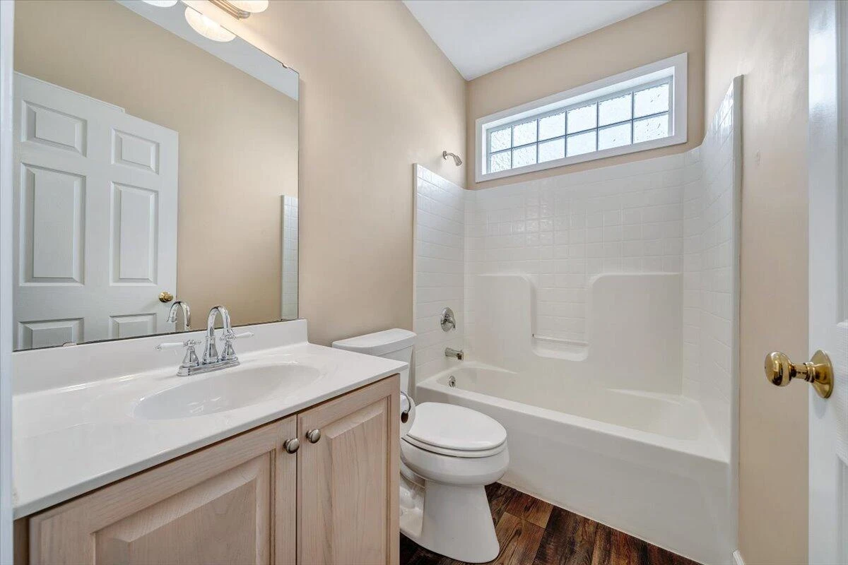 1380 Crutchfield ST - Photo 20
