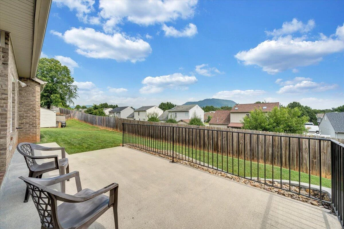 1380 Crutchfield ST - Photo 40