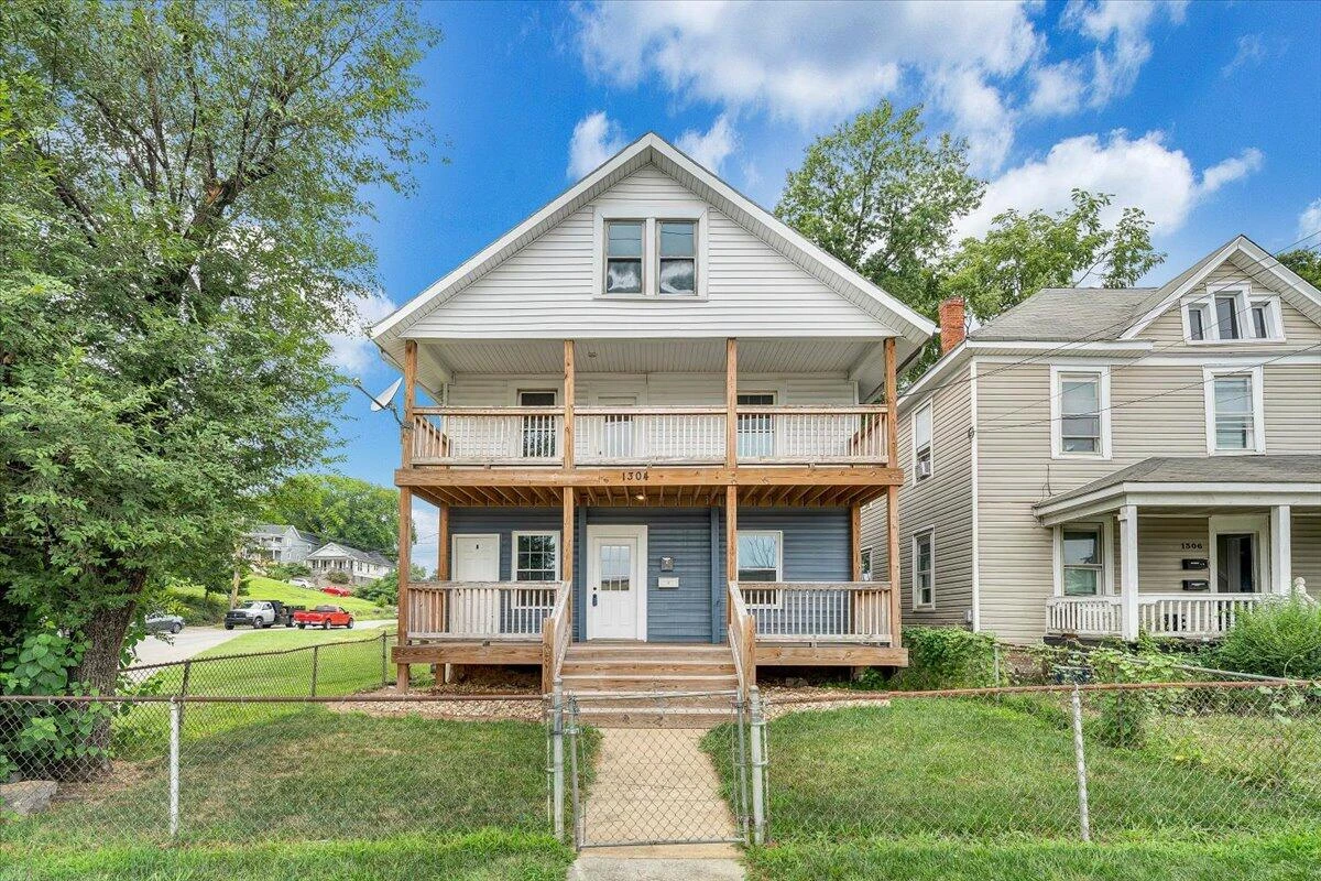 1304 Dale AVE