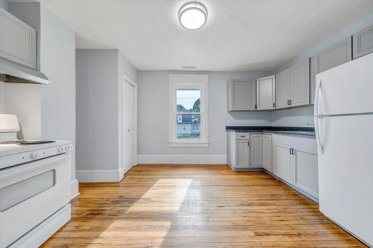 1304 Dale AVE - Photo 16