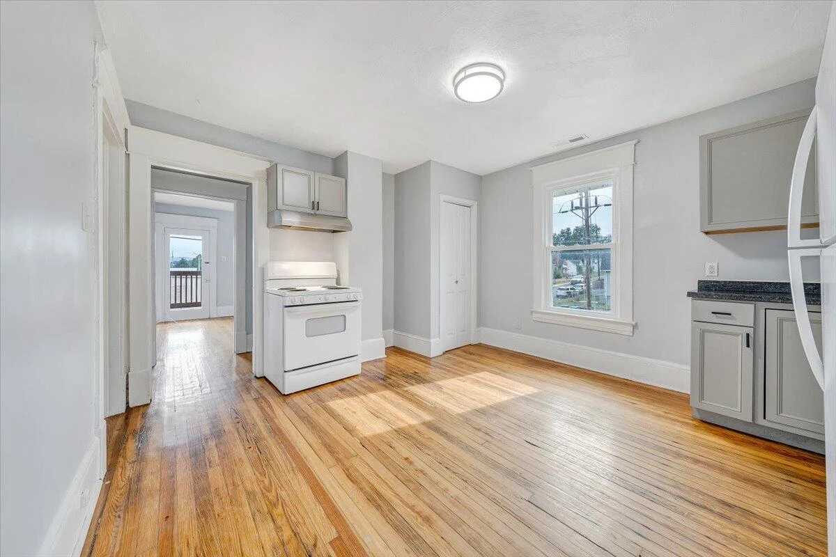 1304 Dale AVE - Photo 17