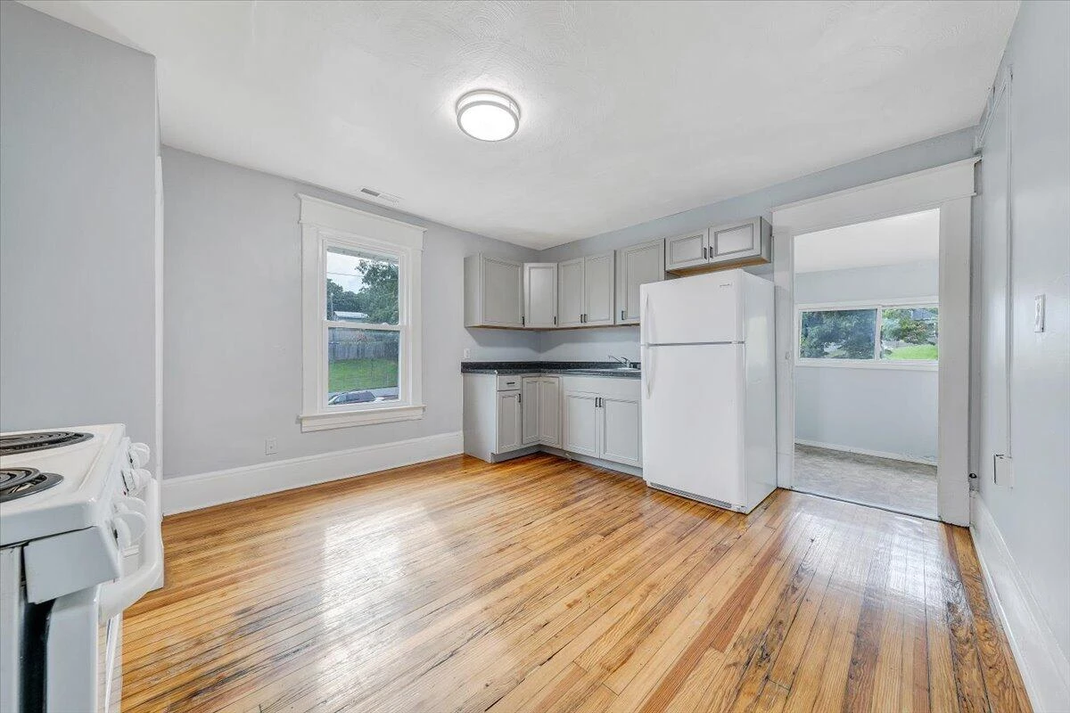 1304 Dale AVE - Photo 18