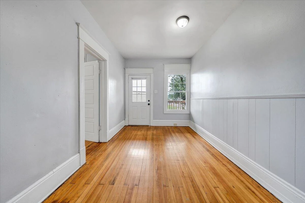 1304 Dale AVE - Photo 2