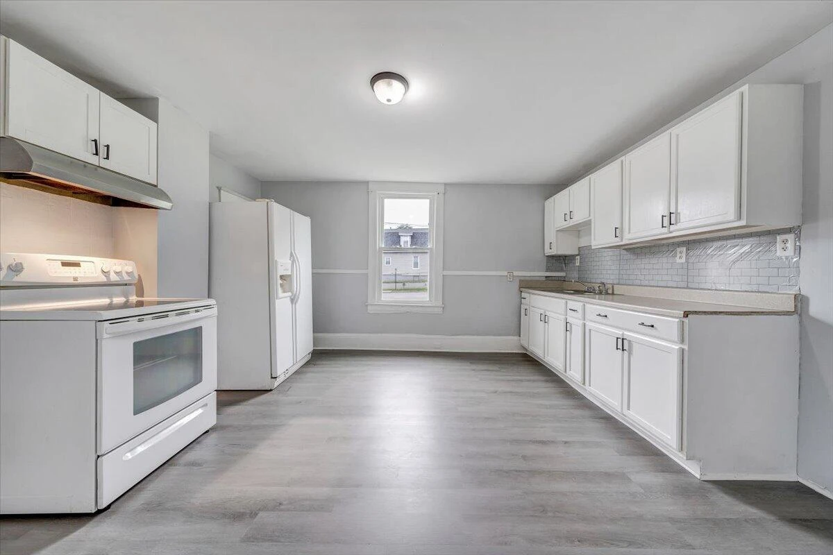 1304 Dale AVE - Photo 6