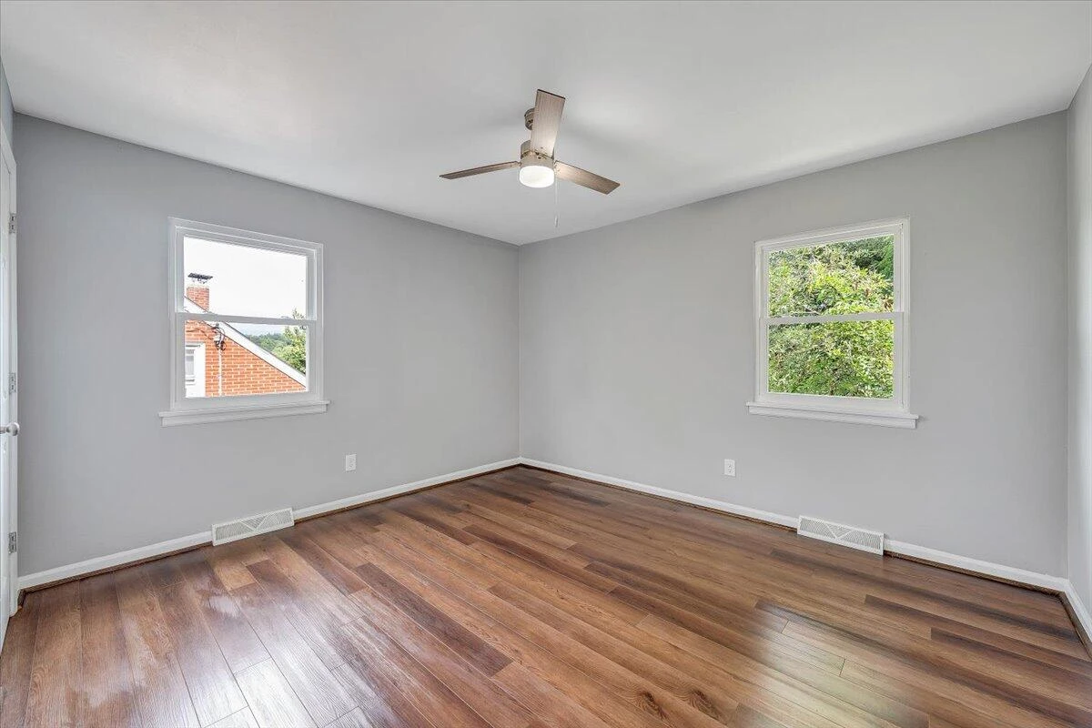 4235 Tennessee AVE - Photo 18