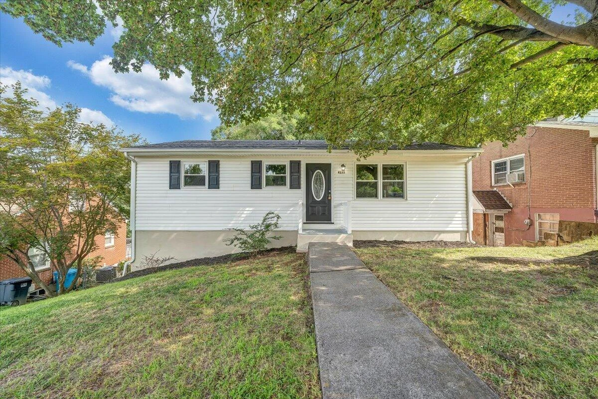 4235 Tennessee AVE - Photo 3
