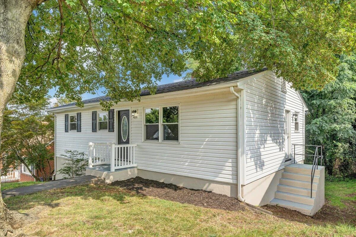 4235 Tennessee AVE - Photo 4