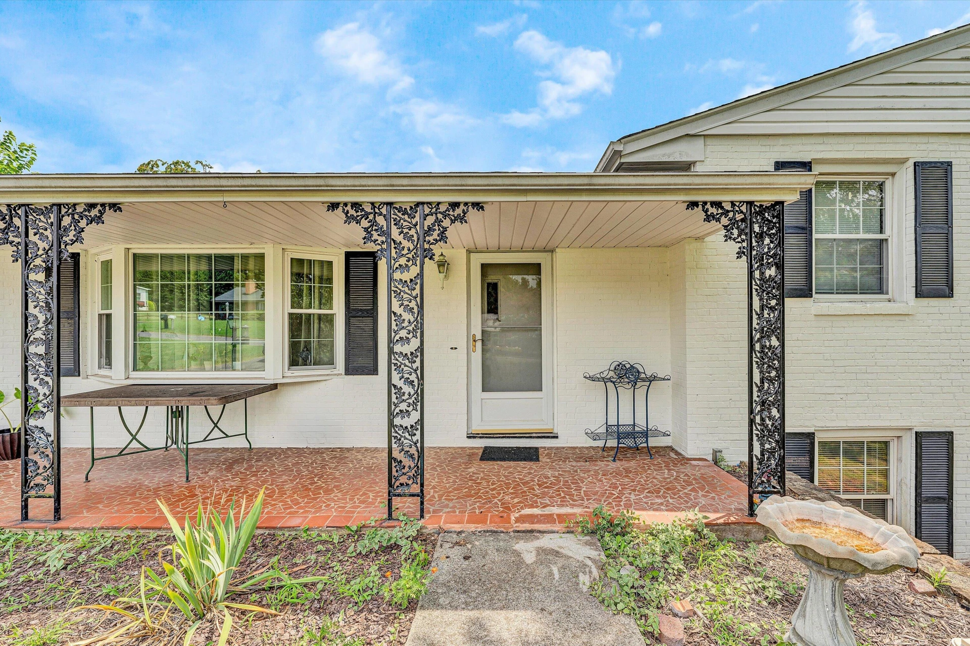 917 Colbourne AVE - Photo 4