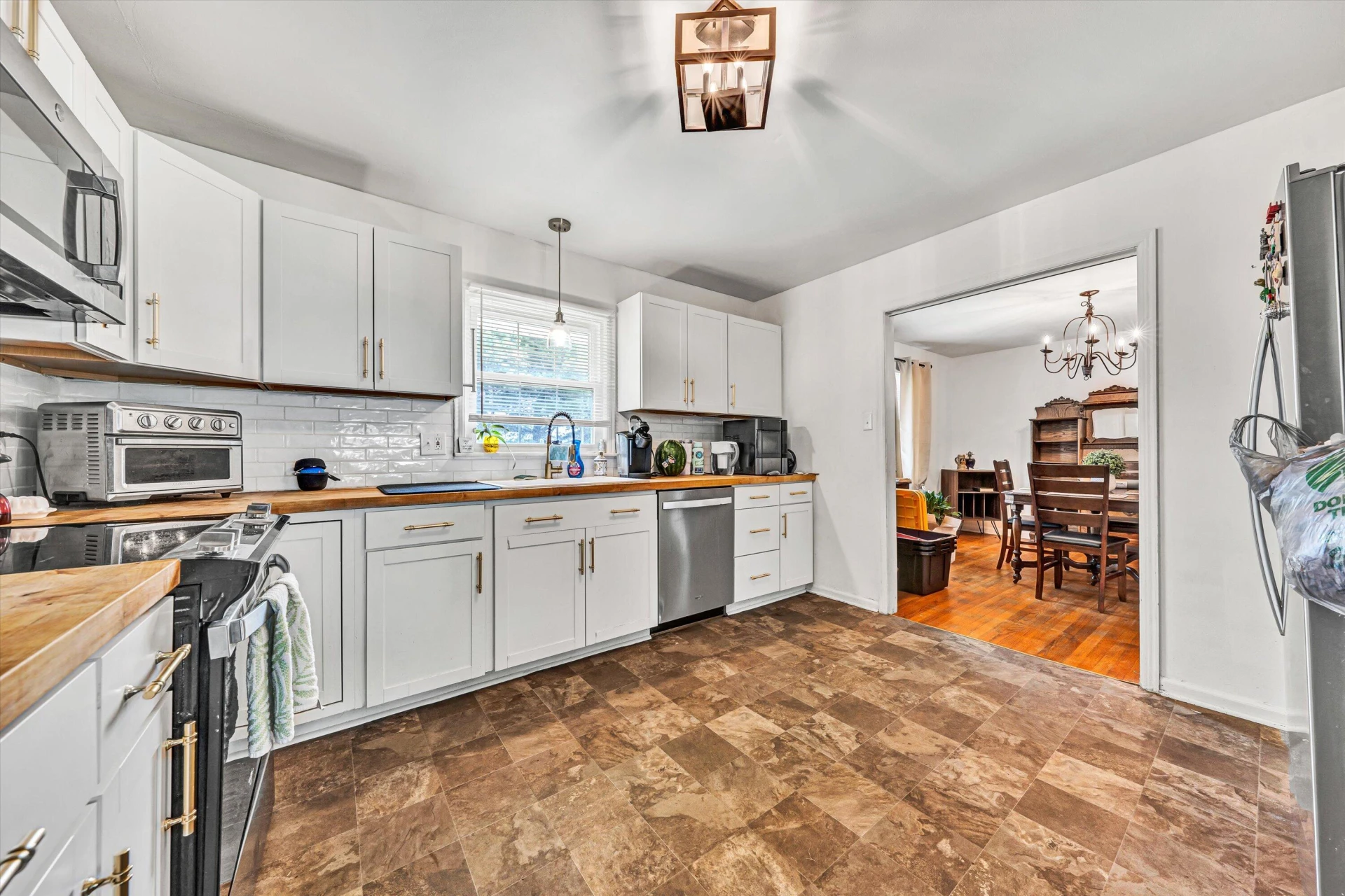 917 Colbourne AVE - Photo 9
