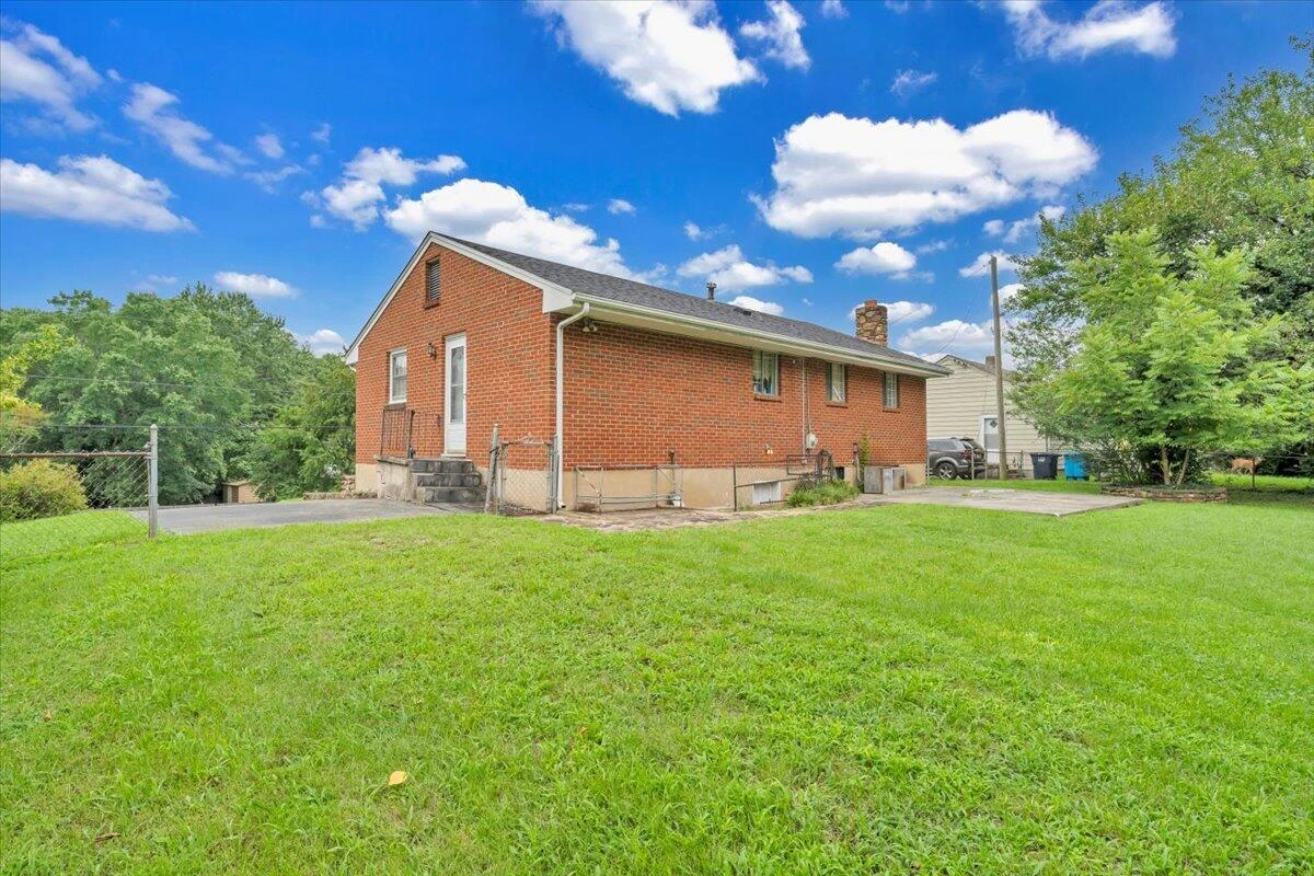 5116 Woodlawn RD - Photo 20