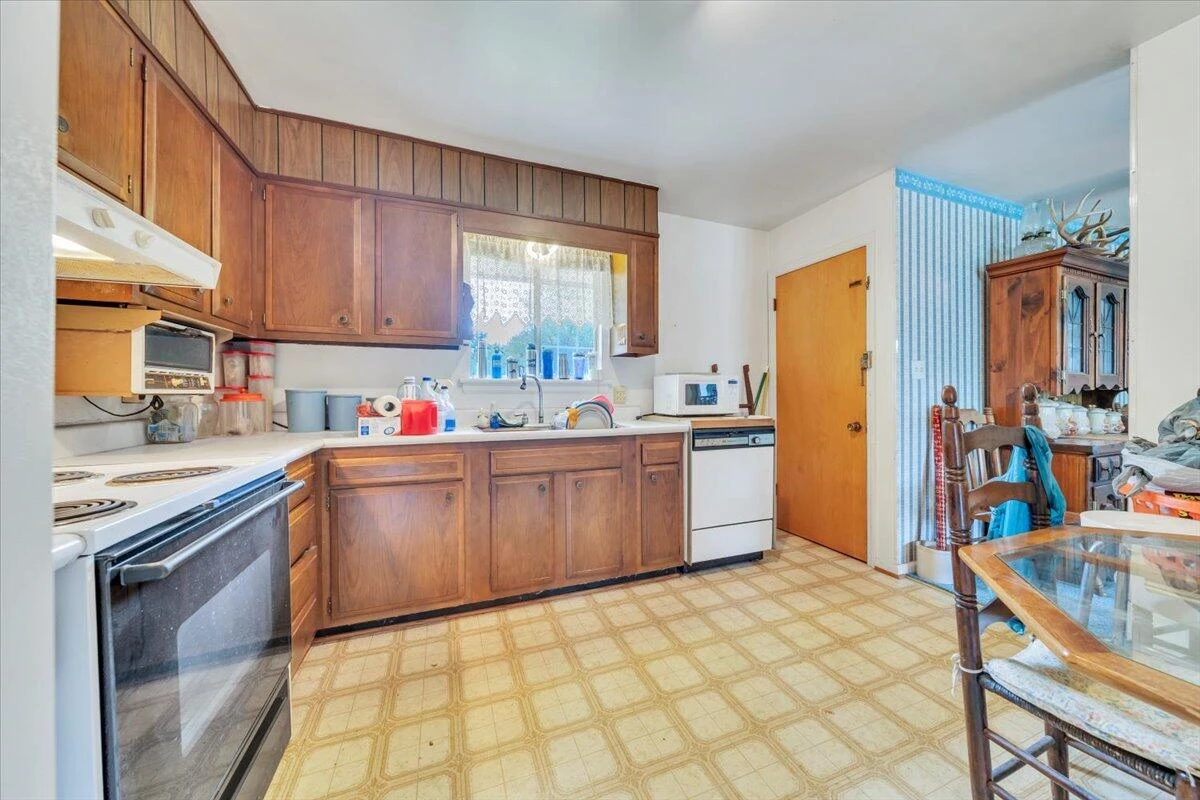 5116 Woodlawn RD - Photo 8