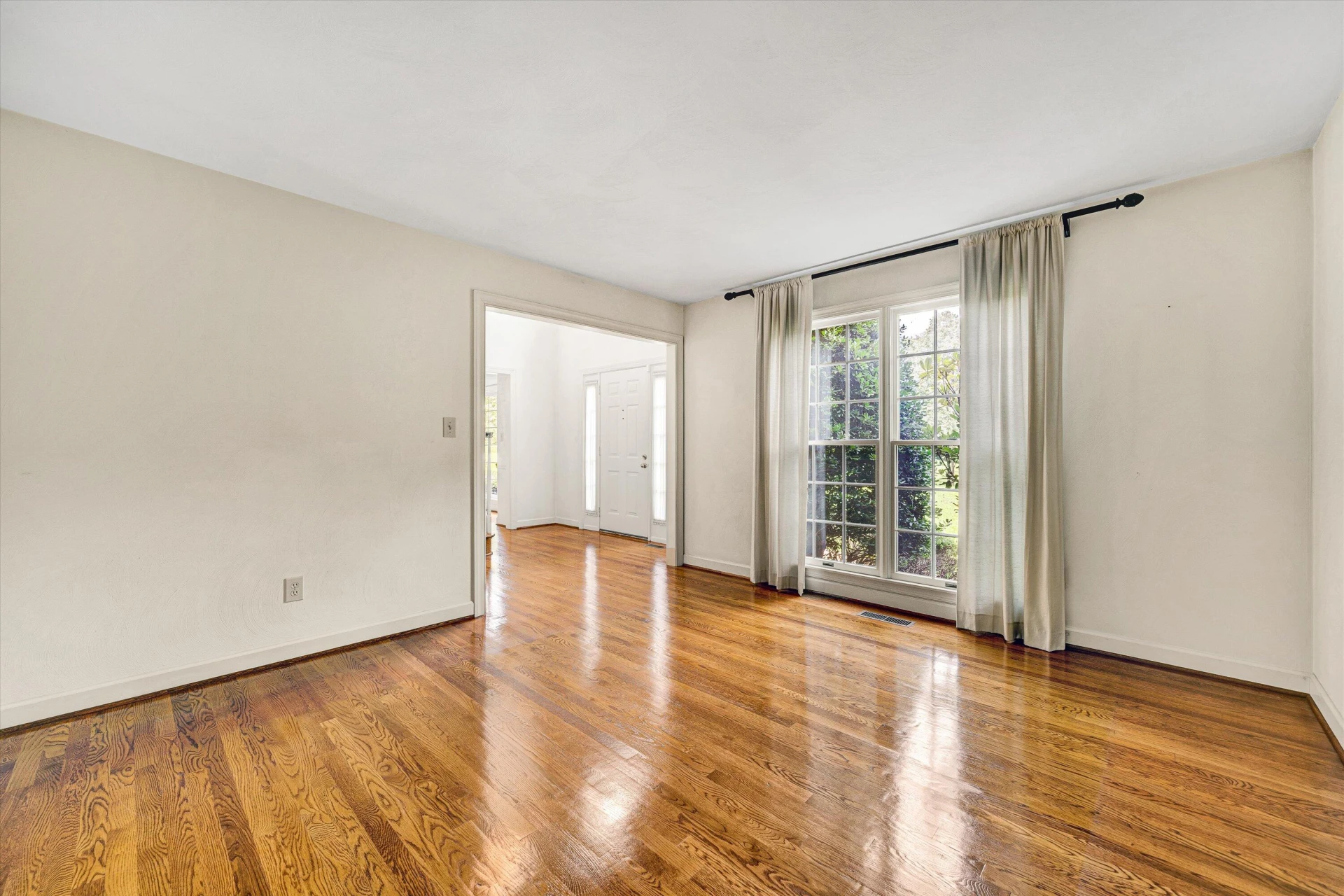 433 Rollingwood CT - Photo 10