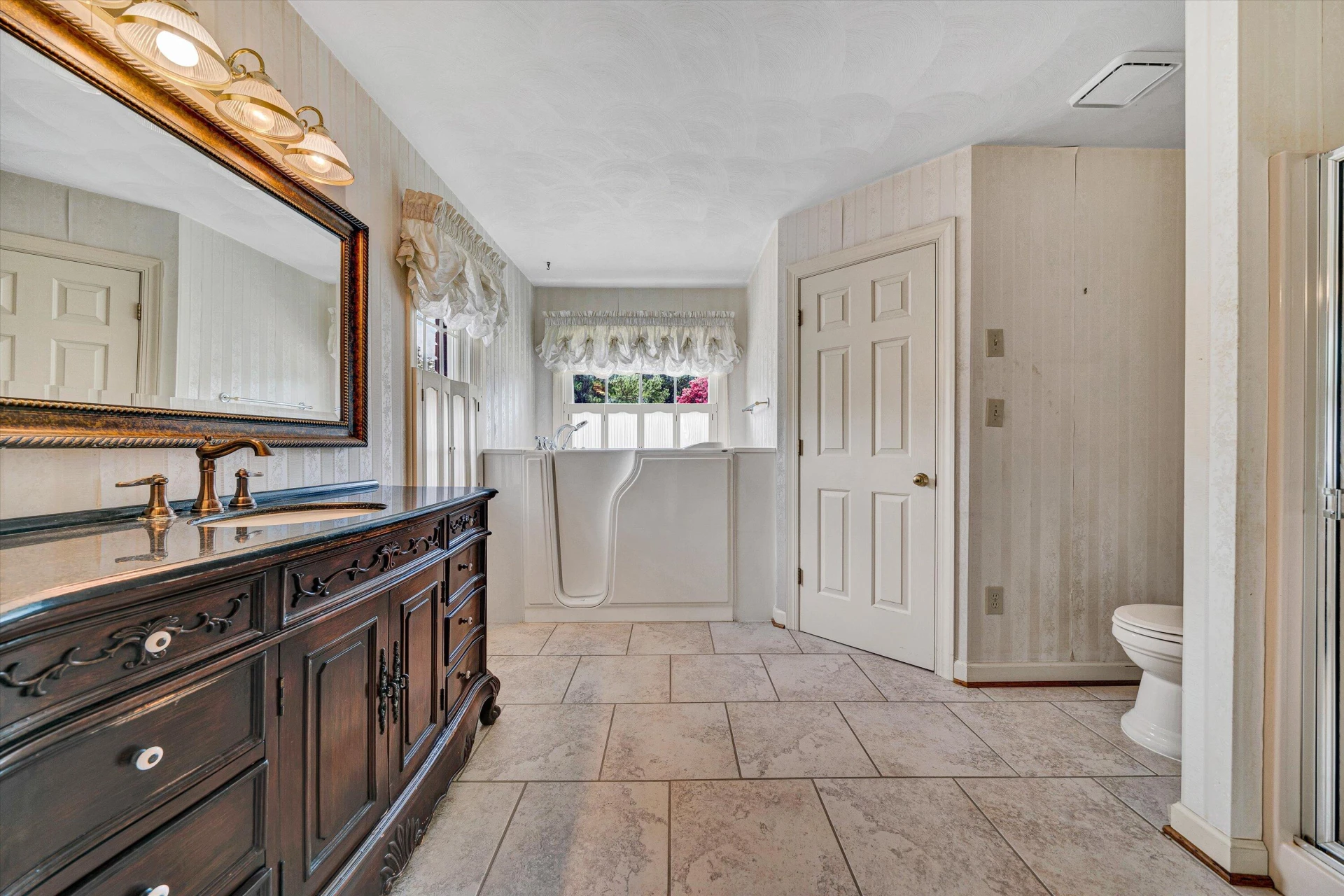 433 Rollingwood CT - Photo 23
