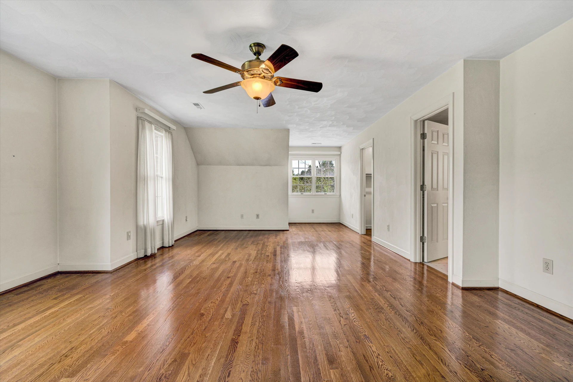433 Rollingwood CT - Photo 27