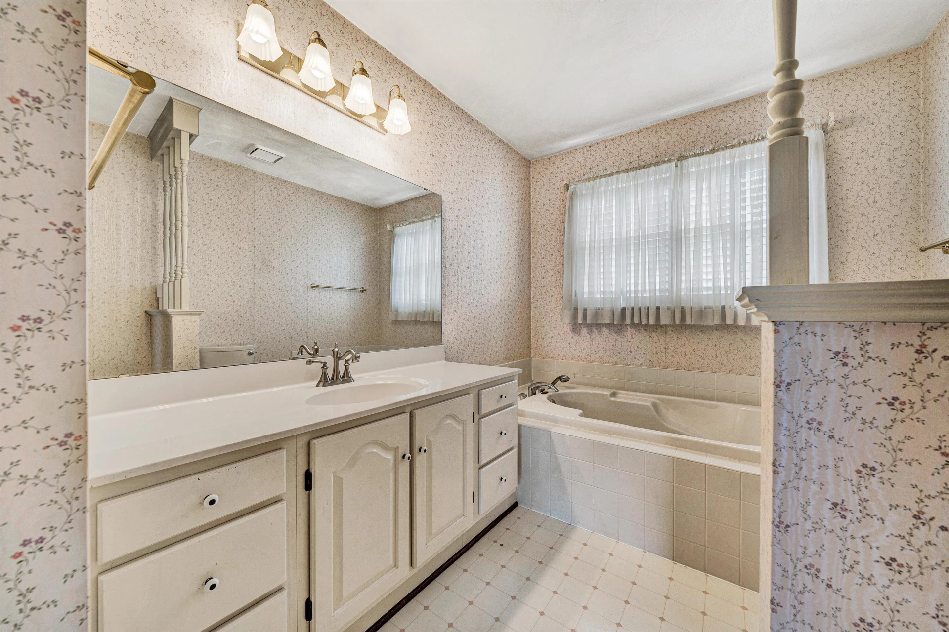 433 Rollingwood CT - Photo 31
