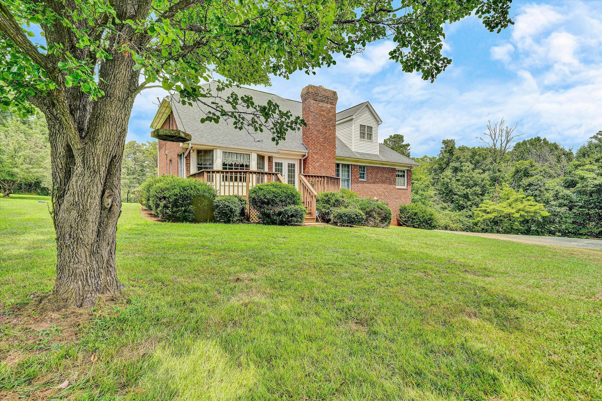 433 Rollingwood CT - Photo 47
