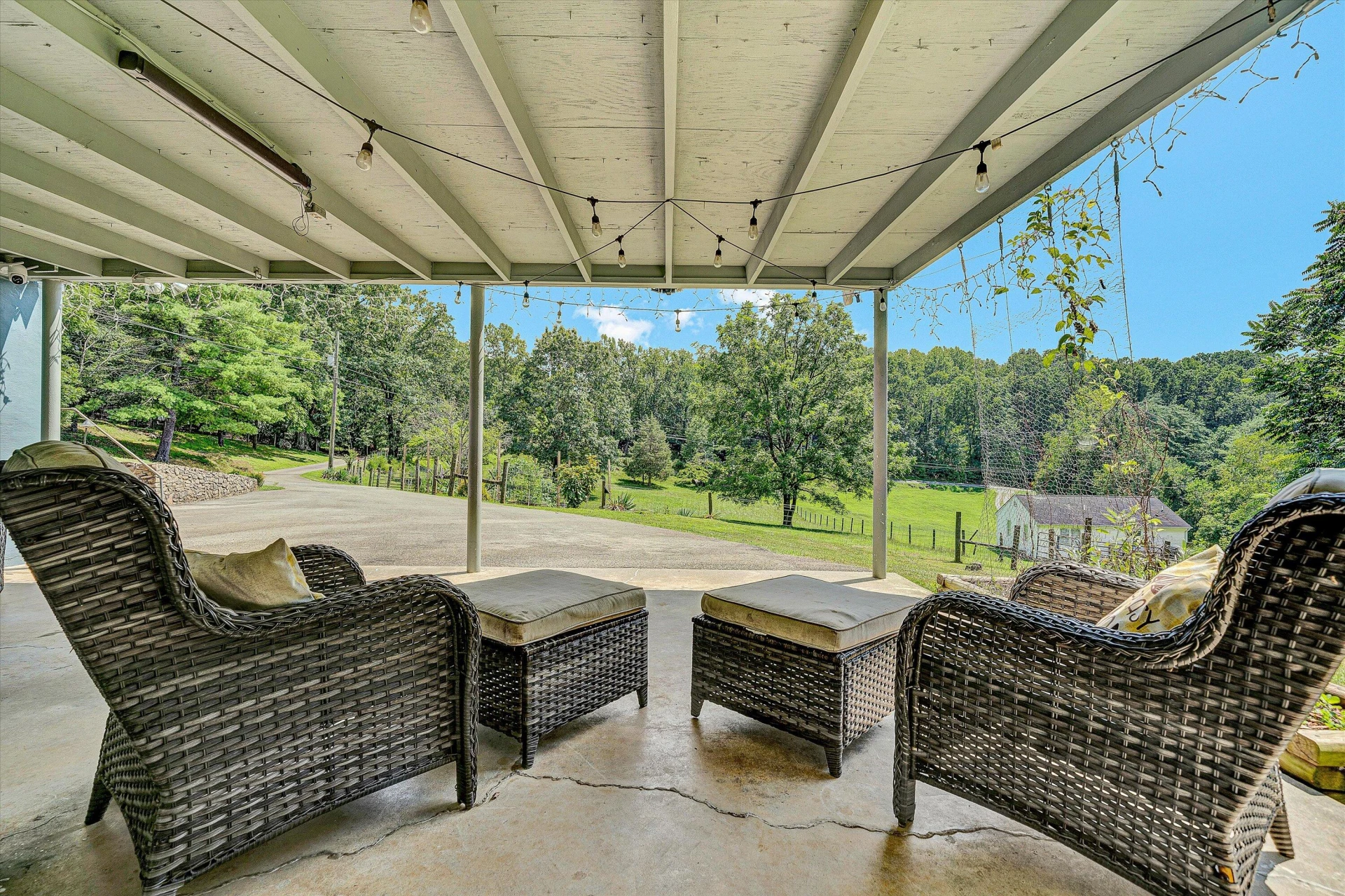 2332 Rutrough RD - Photo 25