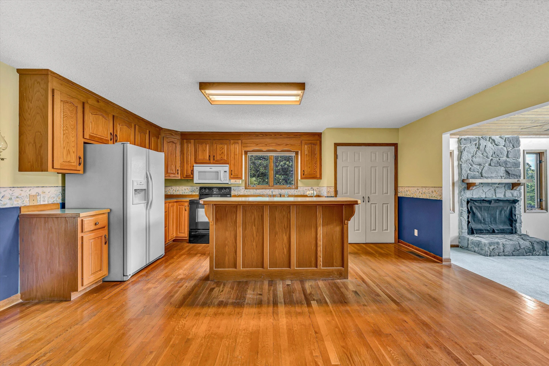 501 Saddlewood DR - Photo 16