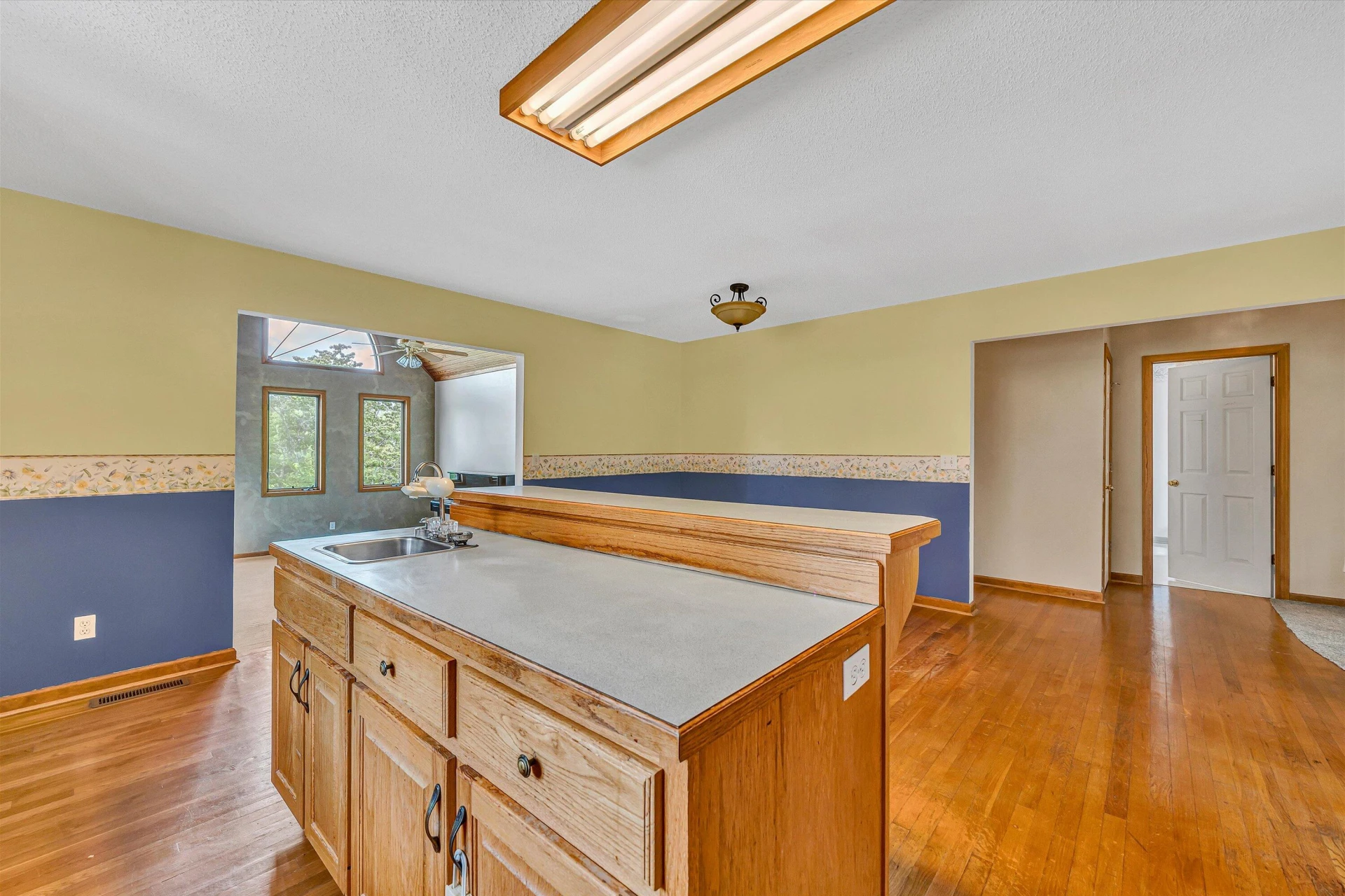 501 Saddlewood DR - Photo 19