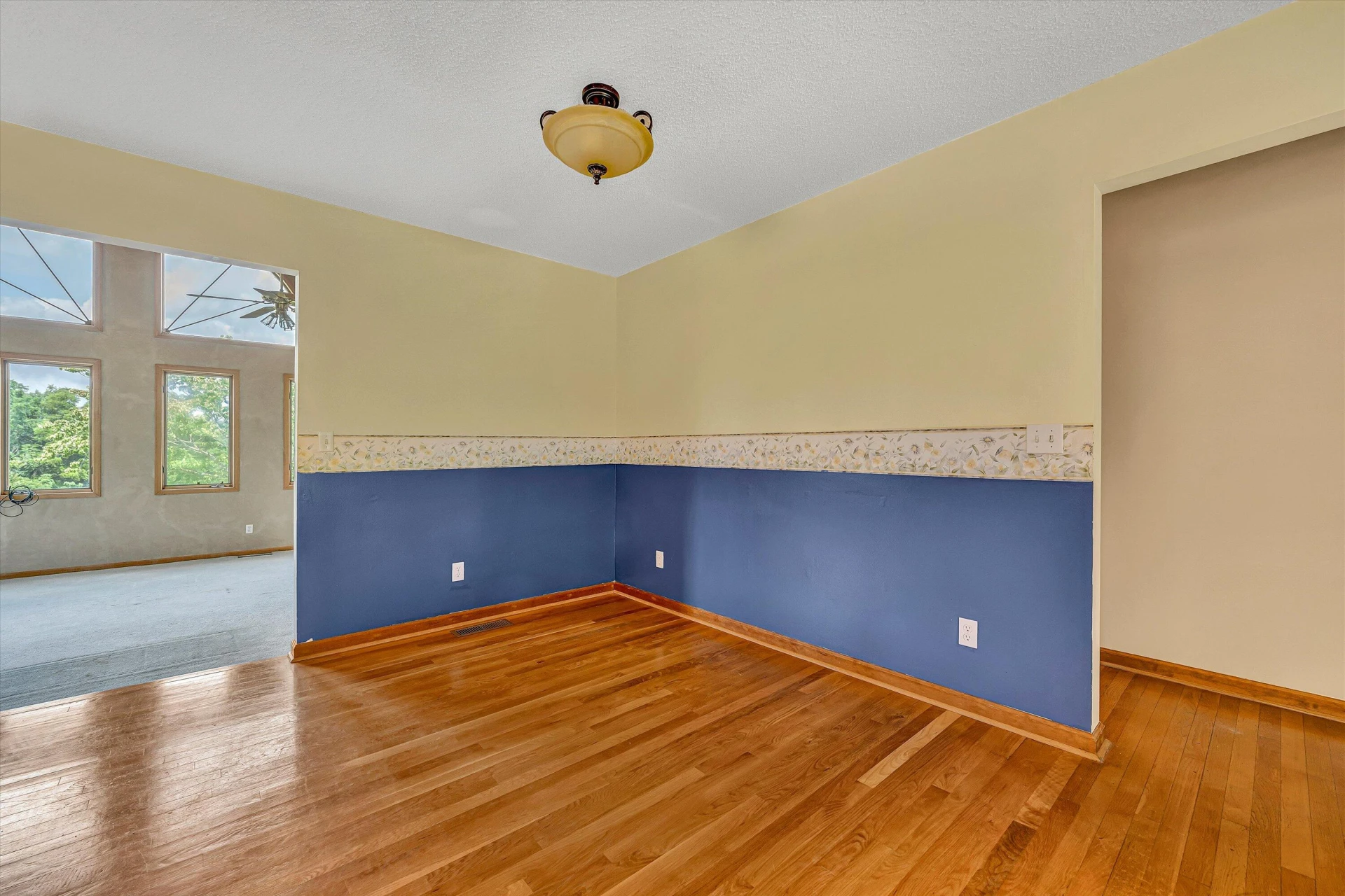501 Saddlewood DR - Photo 20