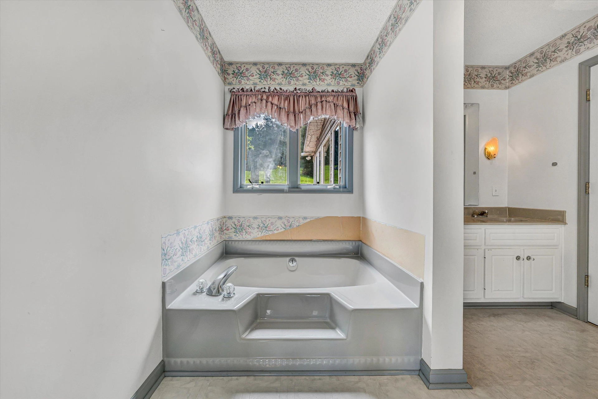 501 Saddlewood DR - Photo 23
