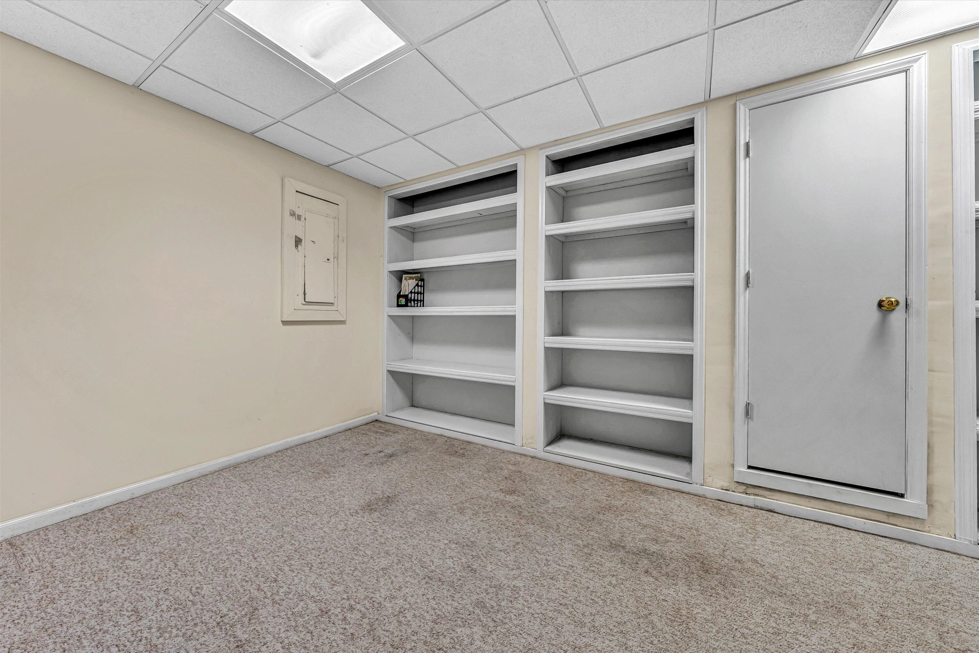 501 Saddlewood DR - Photo 41