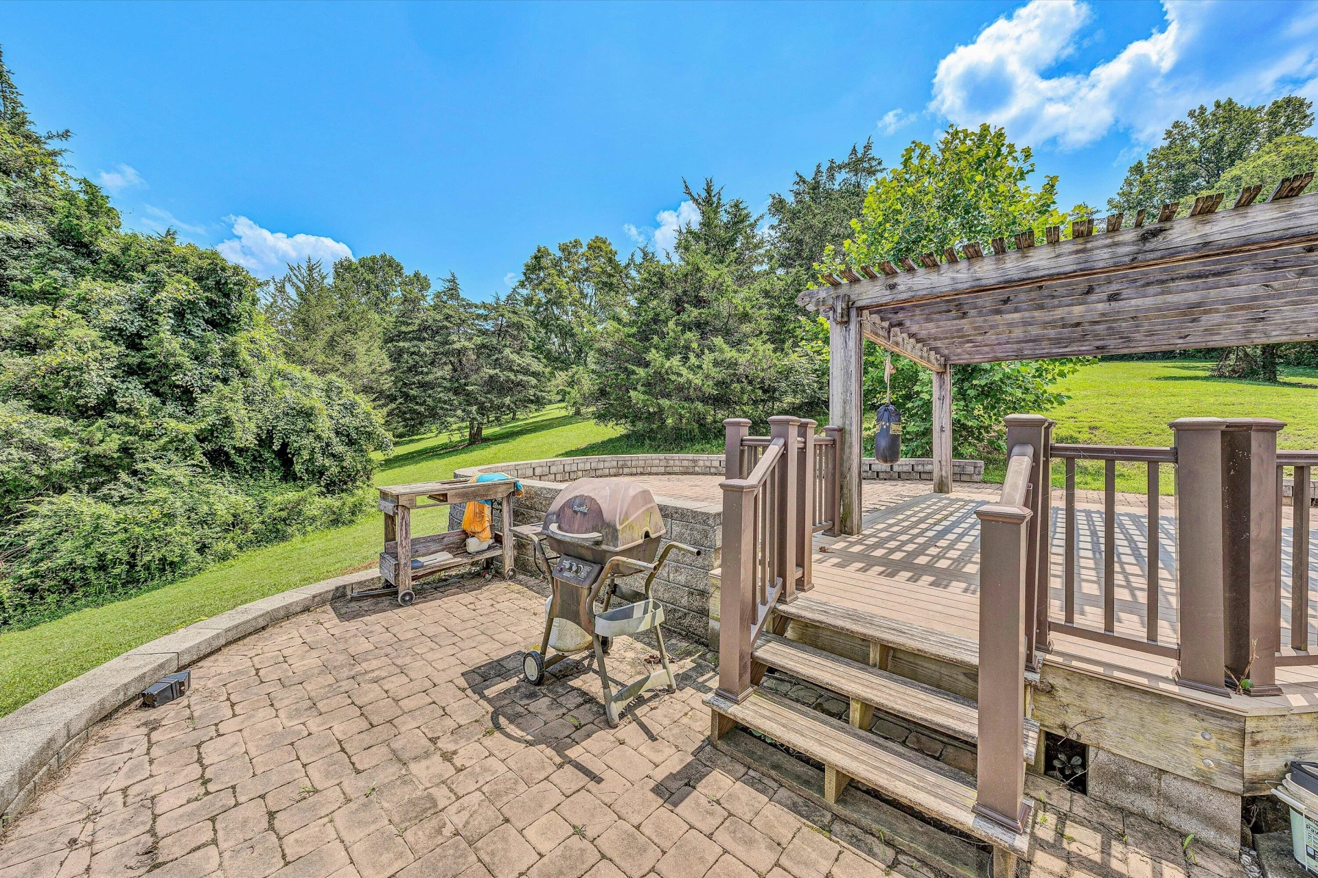 501 Saddlewood DR - Photo 51