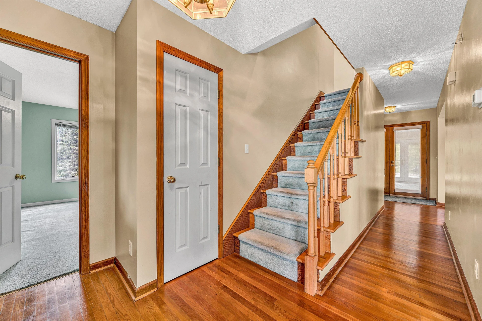 501 Saddlewood DR - Photo 12