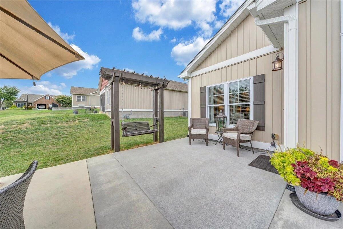 38 Luna CT - Photo 38