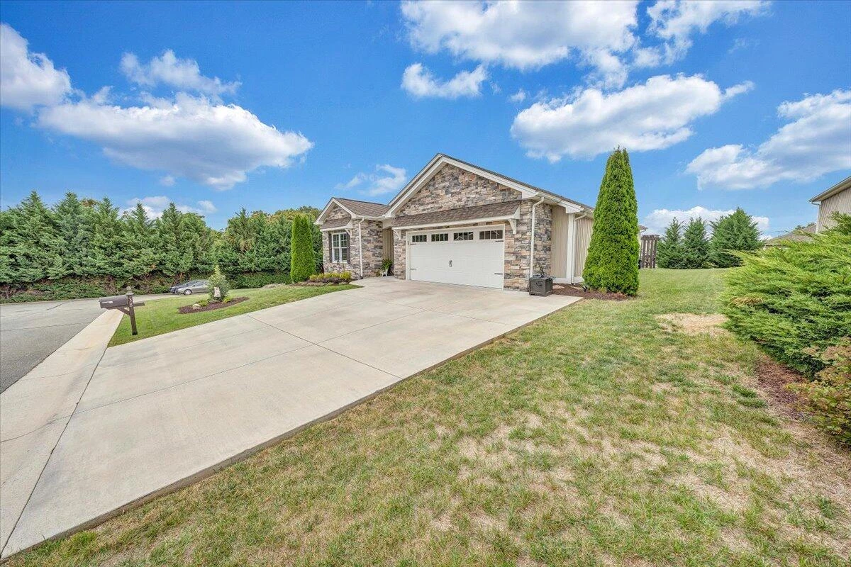 38 Luna CT - Photo 48