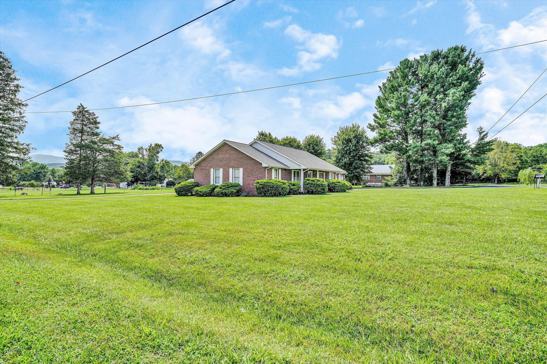 311 Herndon AVE - Photo 30