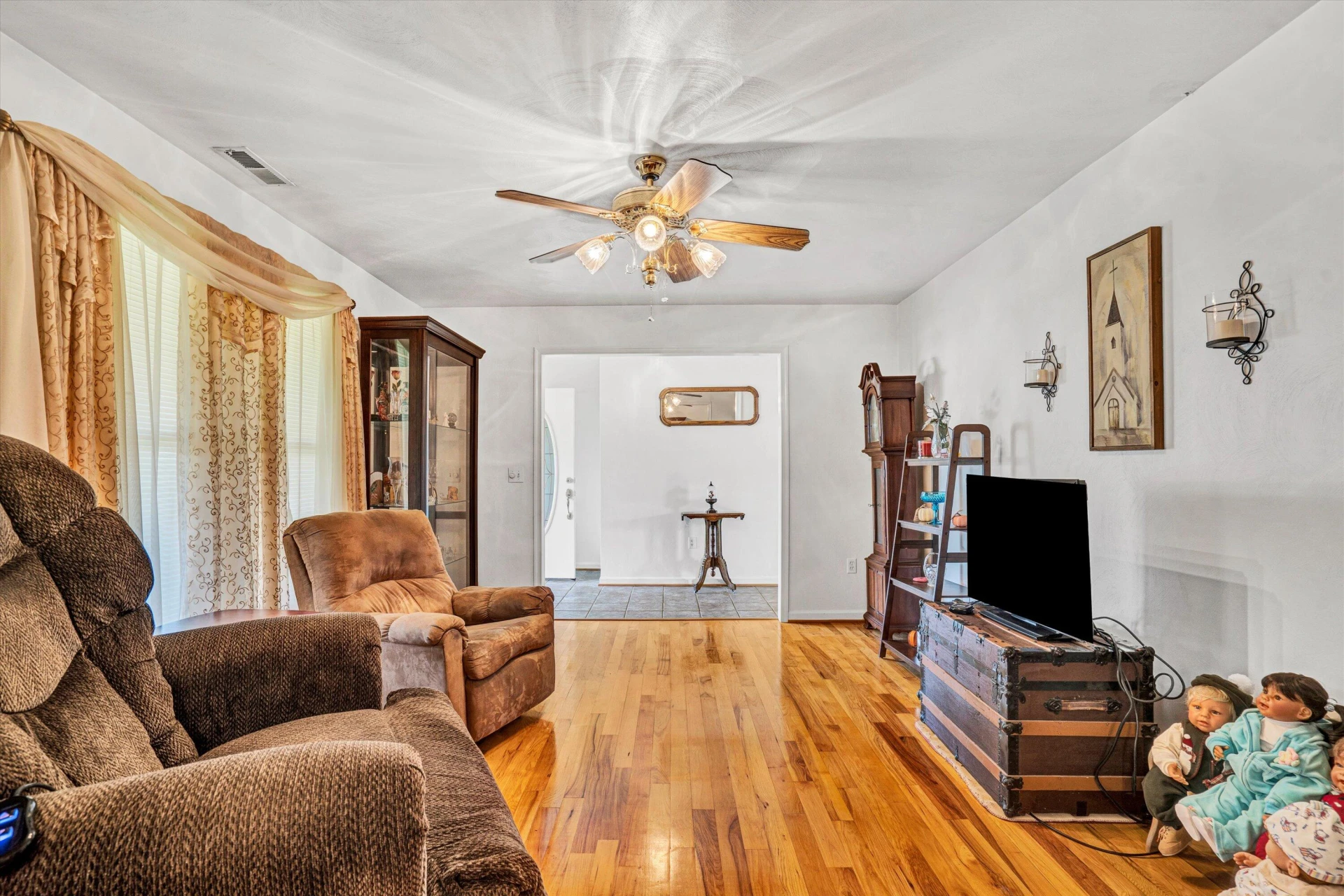 311 Herndon AVE - Photo 7